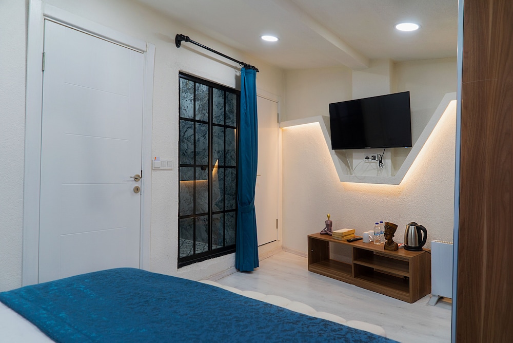 Standard Room, City View photo 3