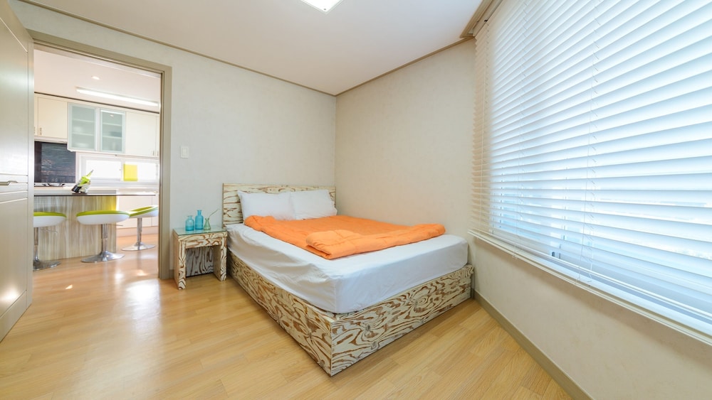 Basic Room, 1 Bedroom (Cass) photo 3