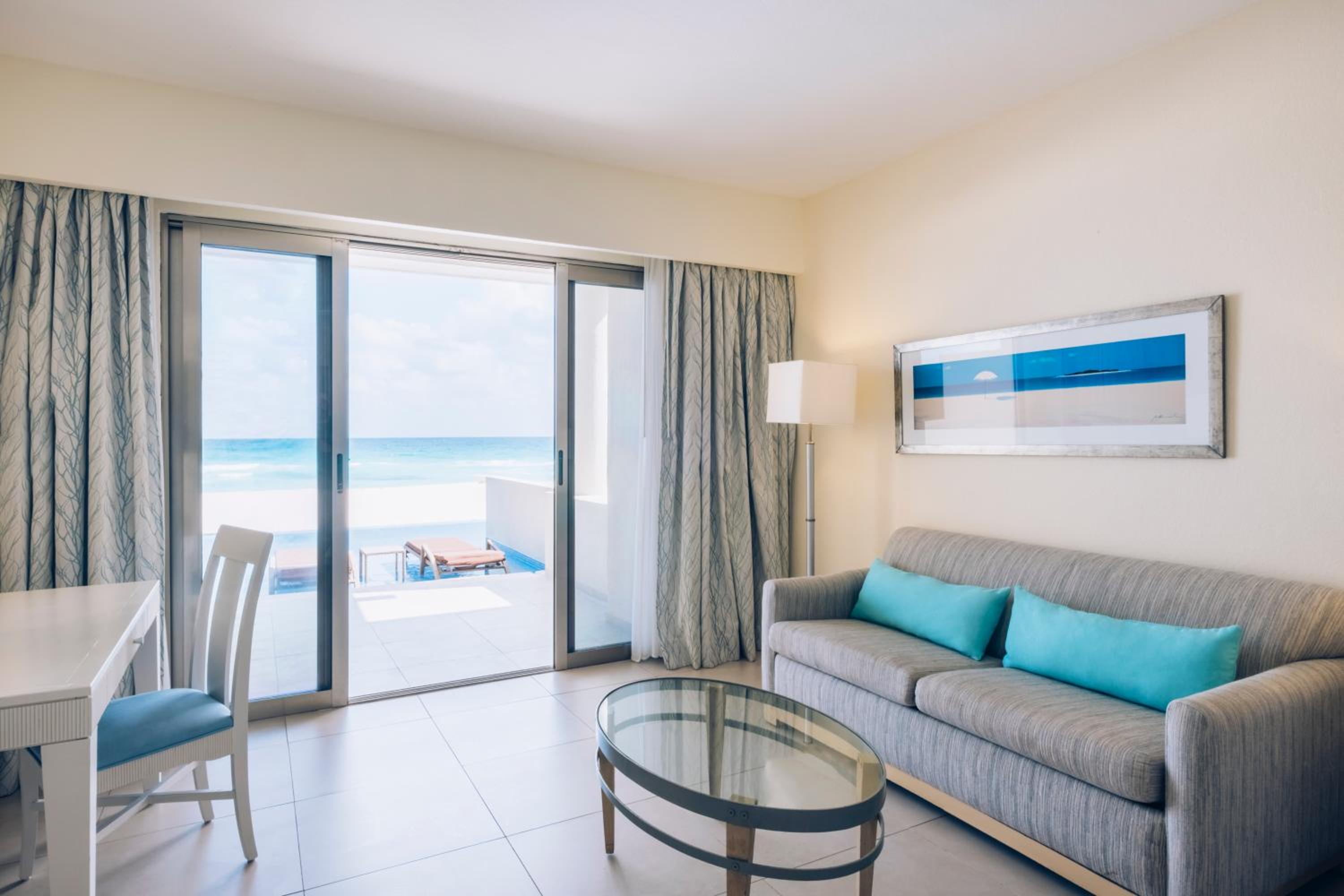Villa Ocean Front Swim Out Single Use photo 3