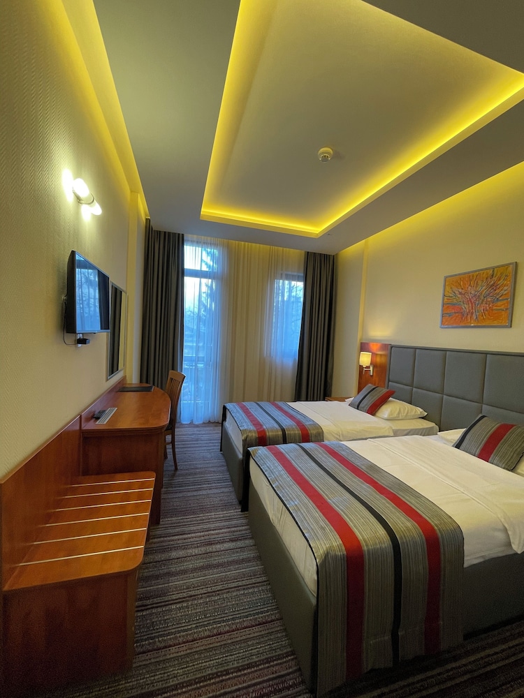 Superior Double or Twin Room, 1 Bedroom, Accessible photo 2