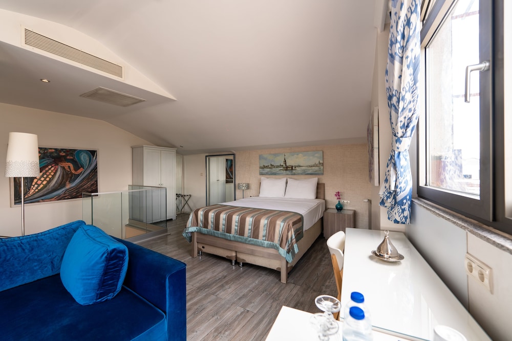 Bosphorus View Junior Suite photo 2