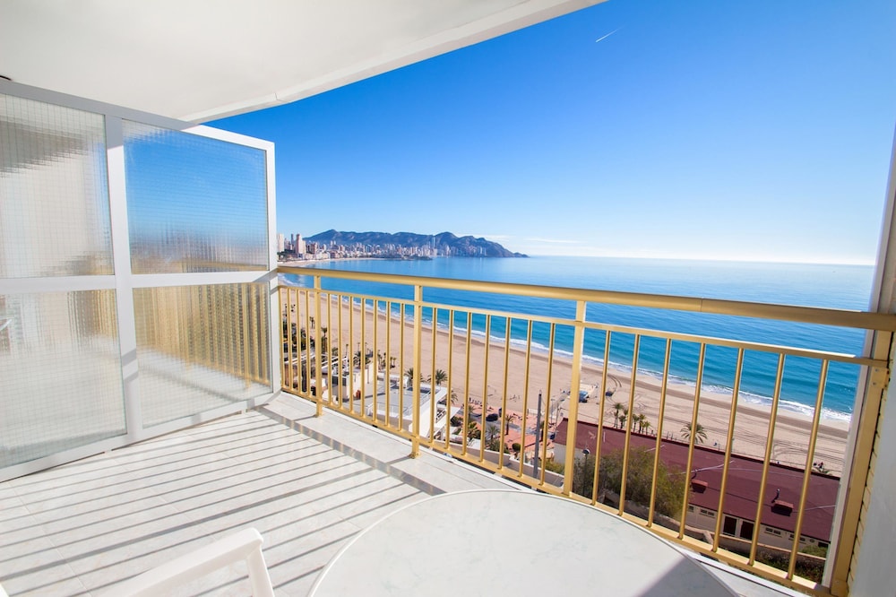 Double Room Single Use, Terrace, Sea View photo 3