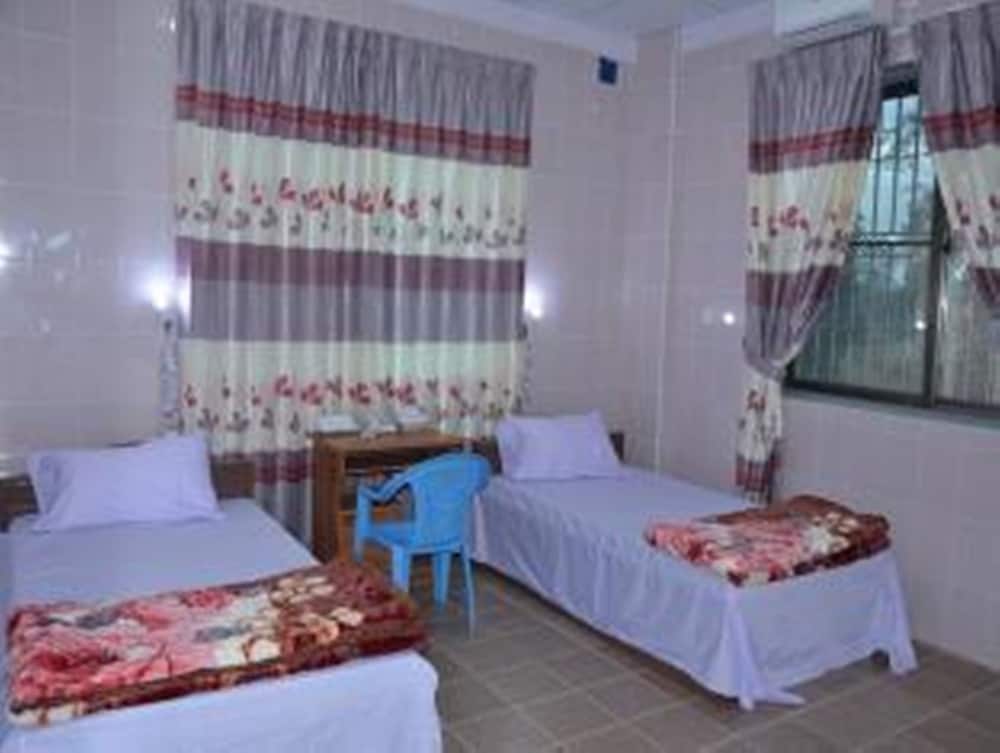 Standard Double or Twin Room photo 1