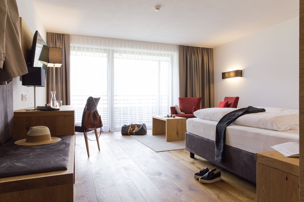 Superior Double Room (Piz Lad Premium) photo 2
