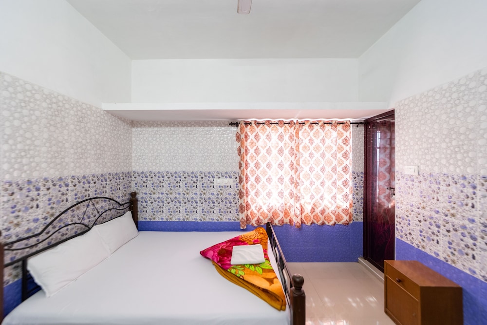 Basic Double Room photo 1