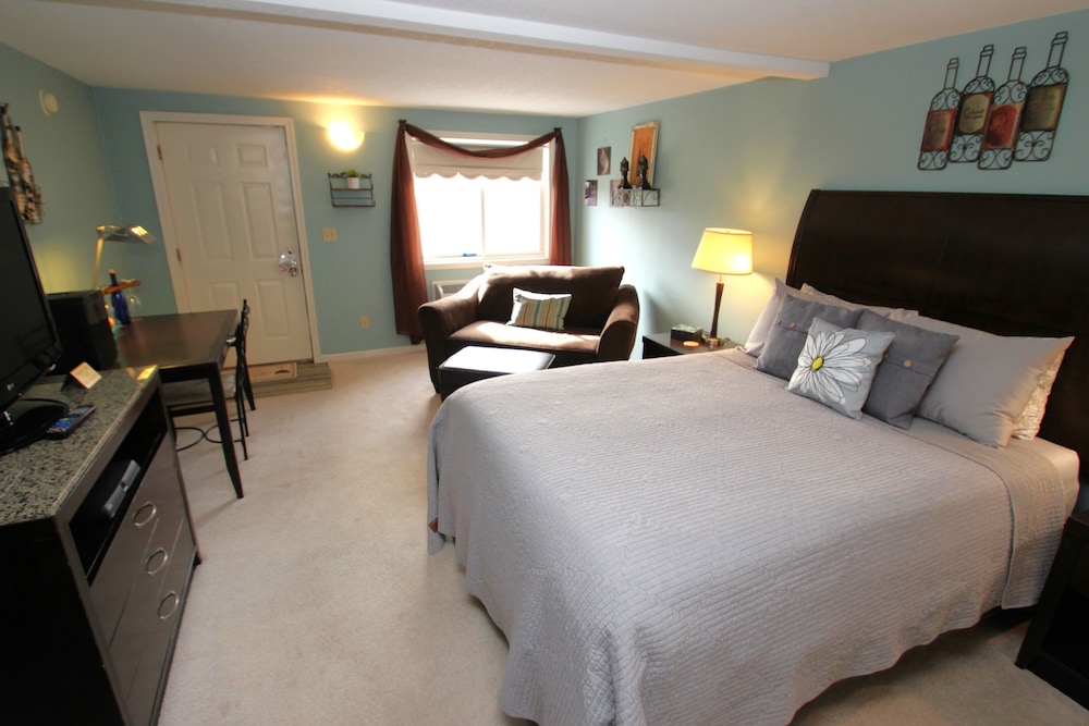 Suite 2 photo 3