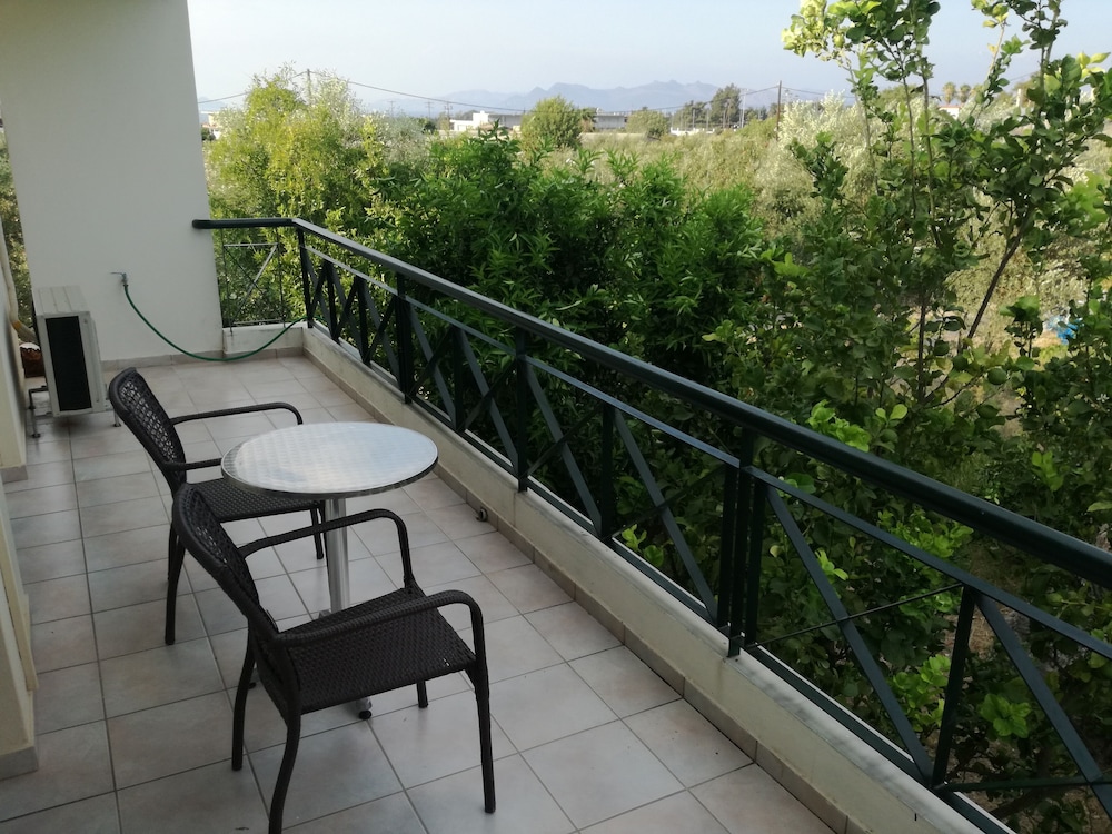 Villa, 4 Bedrooms photo 3