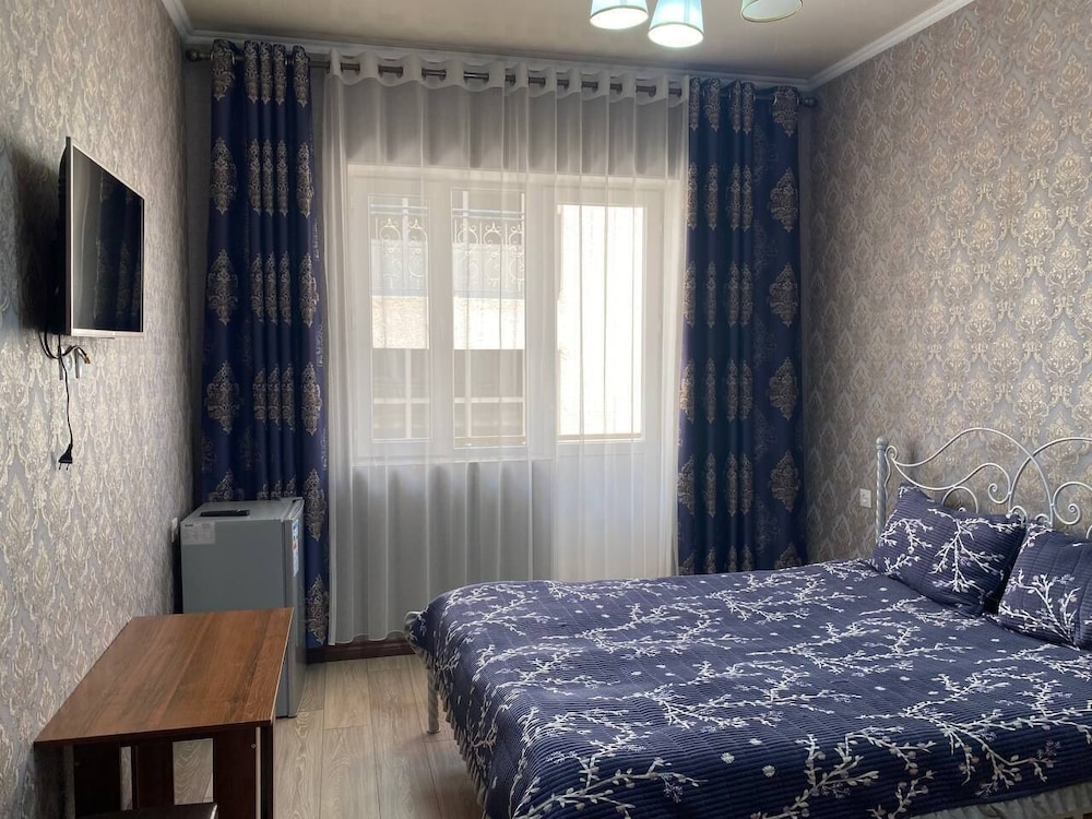 Basic Quadruple Room photo 3