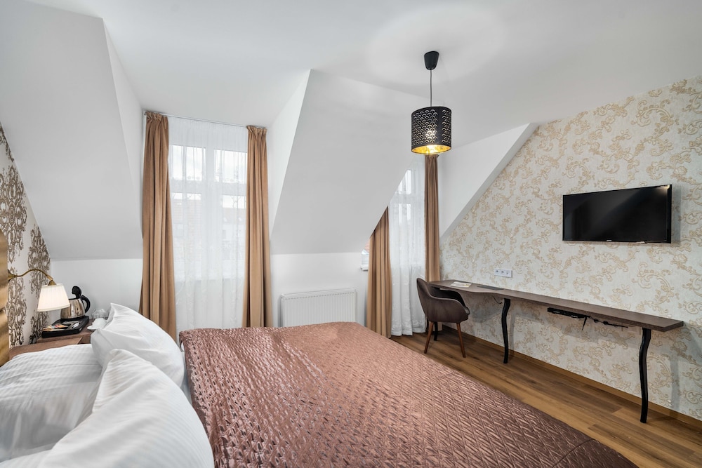 Deluxe Suite photo 1