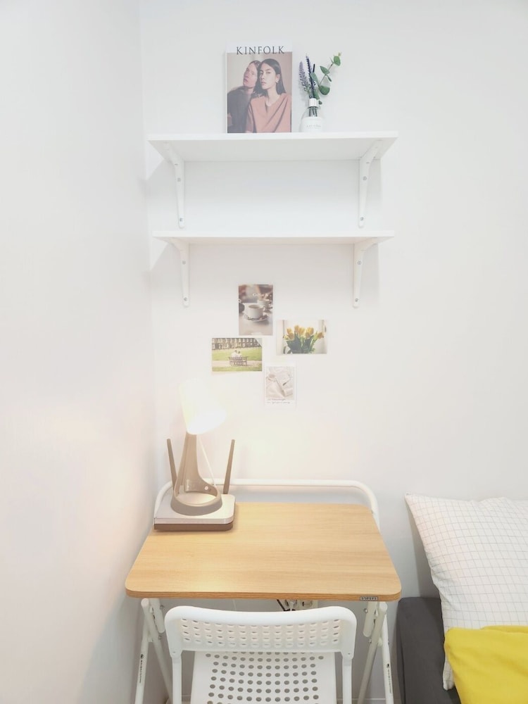 Deluxe Room, Women only, Non Smoking, Shared Bathroom(409)(Self check-In Hotel,Please contact HOTEL)