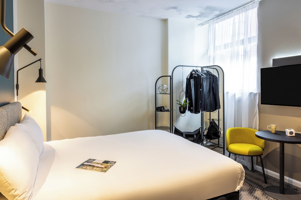 Room, 1 Double Bed - Photo 2