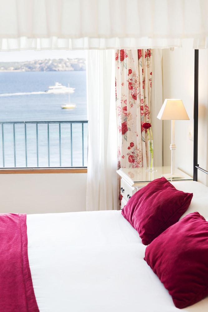 Superior Double Room, Balcony, Sea View - Photo 4