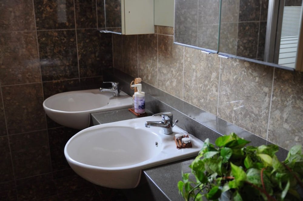 Suite Room 32 photo 2