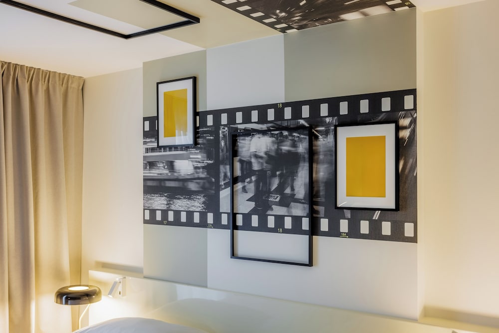Superior Room, 2 Twin Beds (Newly Designed) - Photo 2