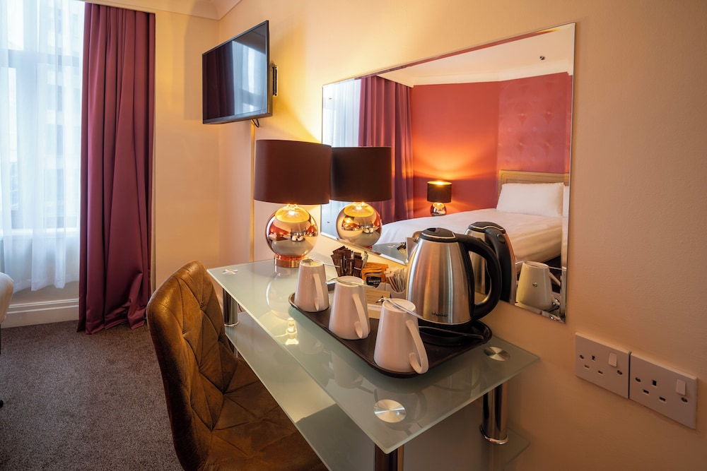 Twin Room - Photo 9