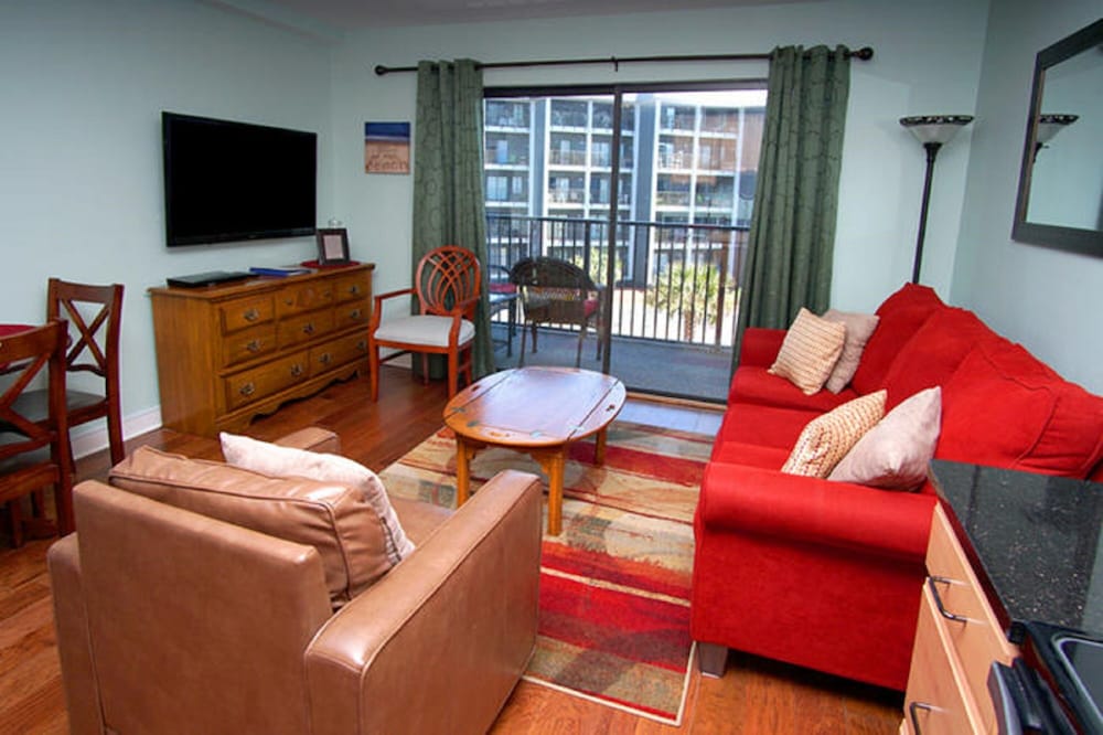 Deluxe Condo, 1 Bedroom, Balcony (Ocean Spa B333)