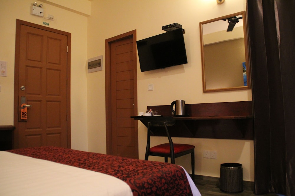 Comfort Room, 1 Queen Bed