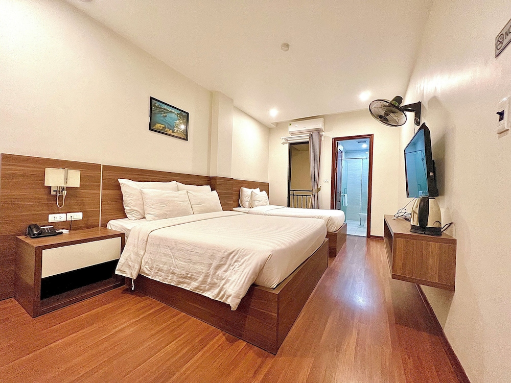 Deluxe Triple Room