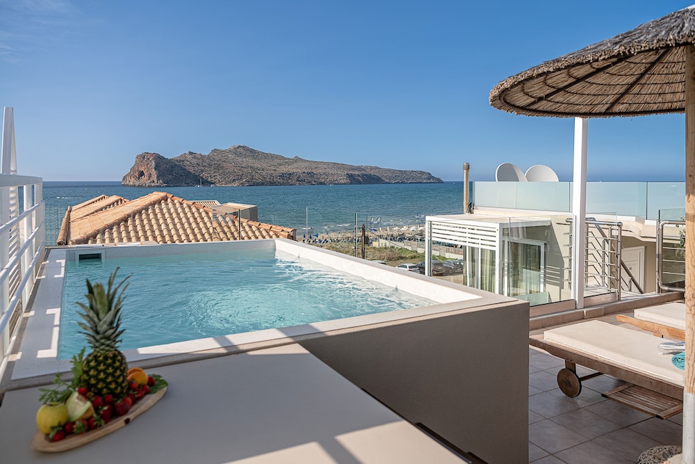 Panoramic Penthouse, Private Pool, Sea View