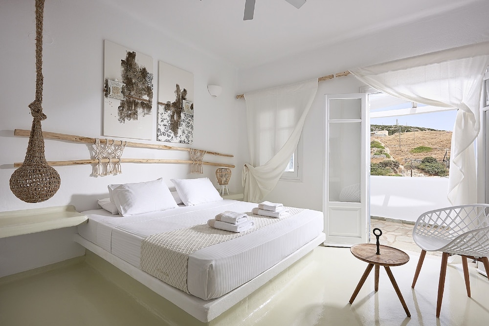Deluxe Double Room, Garden View