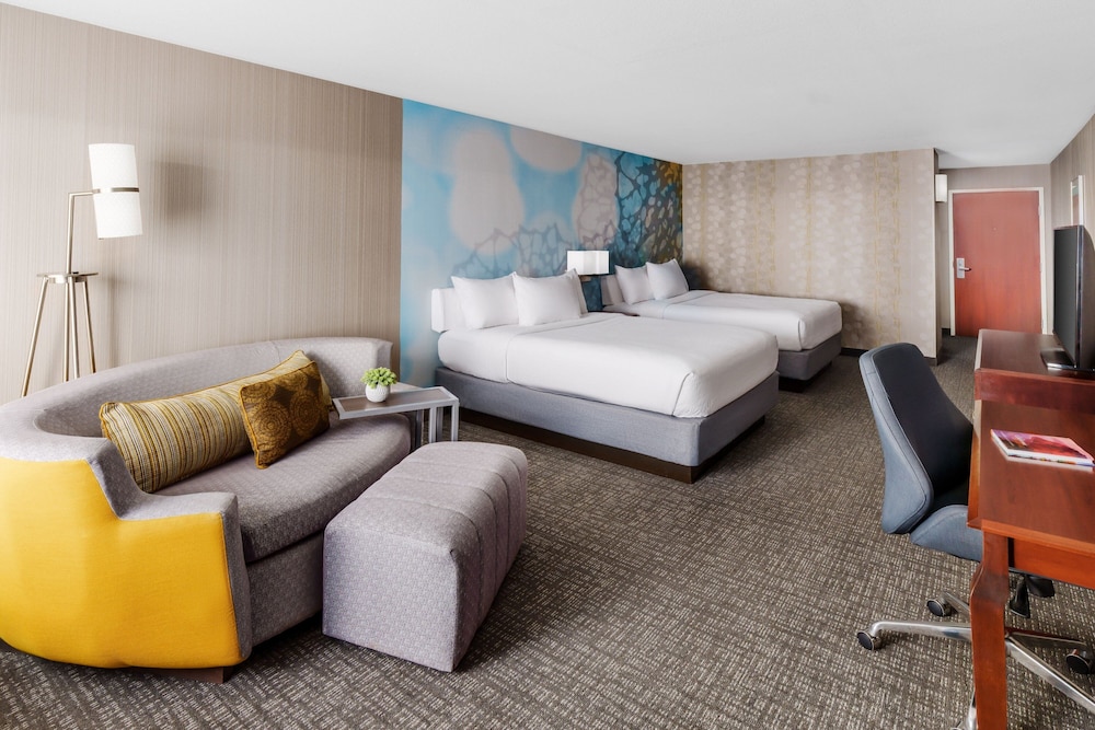 Room, Multiple Beds - Photo 3