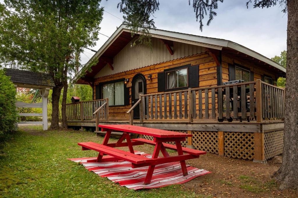 Two-Bedroom Chalet photo 2