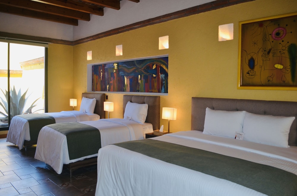 Triple Master Suite