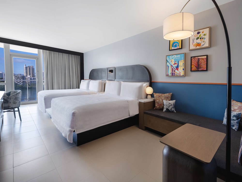 Room, 2 Queen Beds, Bay View - Photo 1