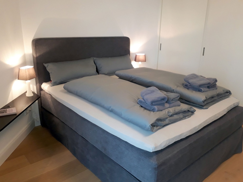 Deluxe Condo, 2 Bedrooms, River View, Ground Floor photo 2