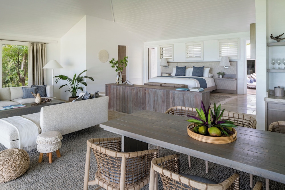 Villa, 3 Bedrooms, Private Pool, Beachfront - Photo 1