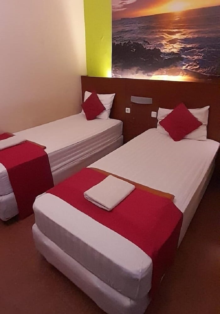 Standard Twin Room photo 2