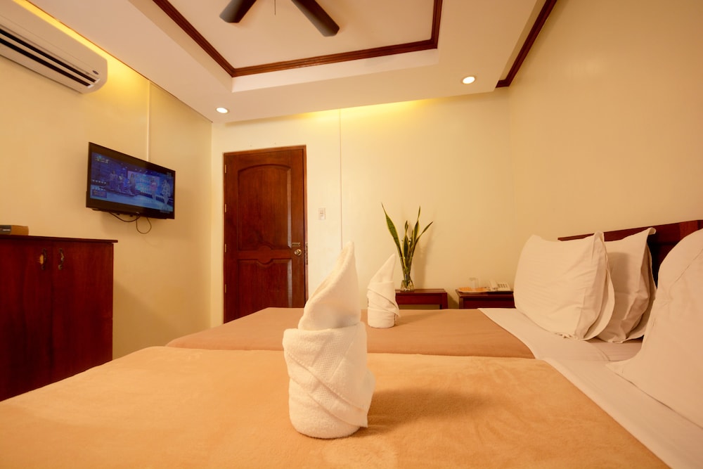 Deluxe Room, 2 Twin Beds - Photo 4