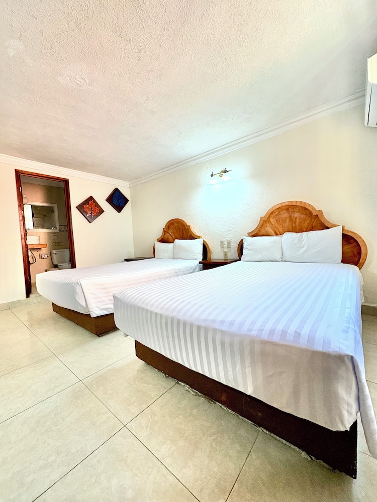 Standard Double Room, 2 Double Beds