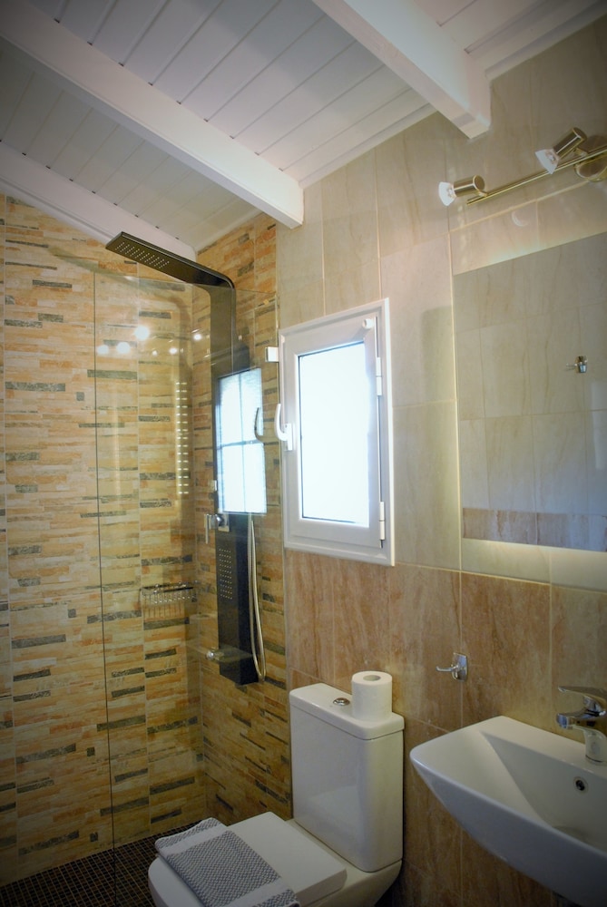 Superior Studio - Photo 11