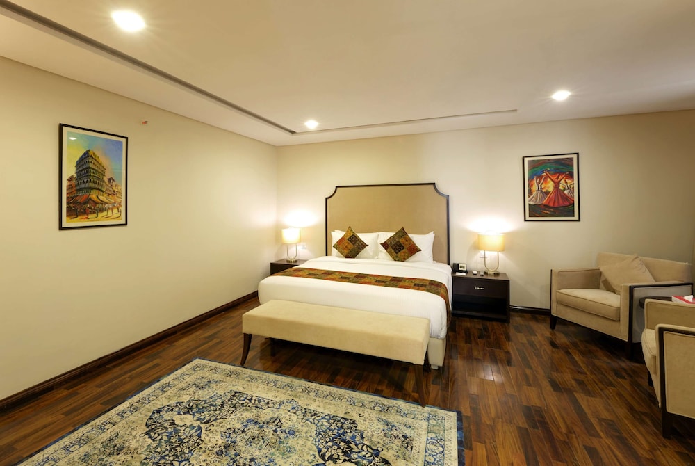 Deluxe Room, 1 King Bed, Non Smoking