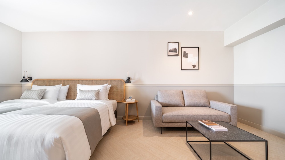 Deluxe Twin Room photo 1