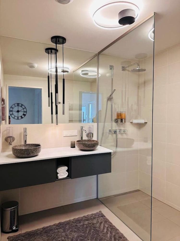 Zielone ekskluzywne apartamenty blisko metra, Uno-city, parking elektryczny, basen, siłownia, sauna, Zdjęcie 16