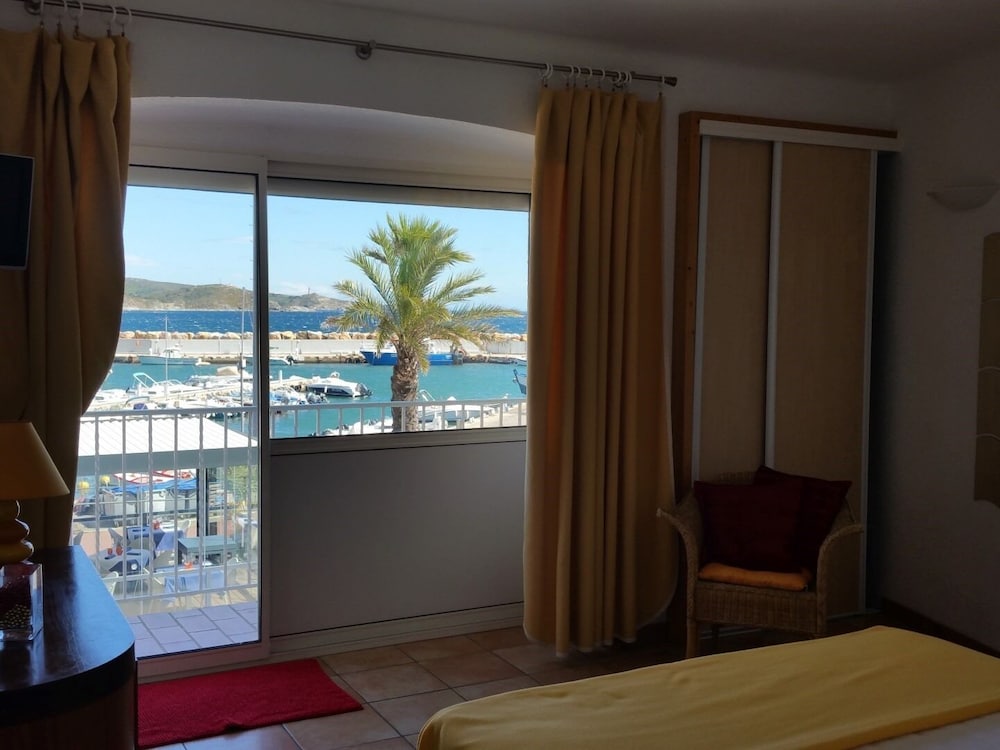 Standard Apartment, Sea View (T3 -  LES 4 MATS (75 m2)) photo 2