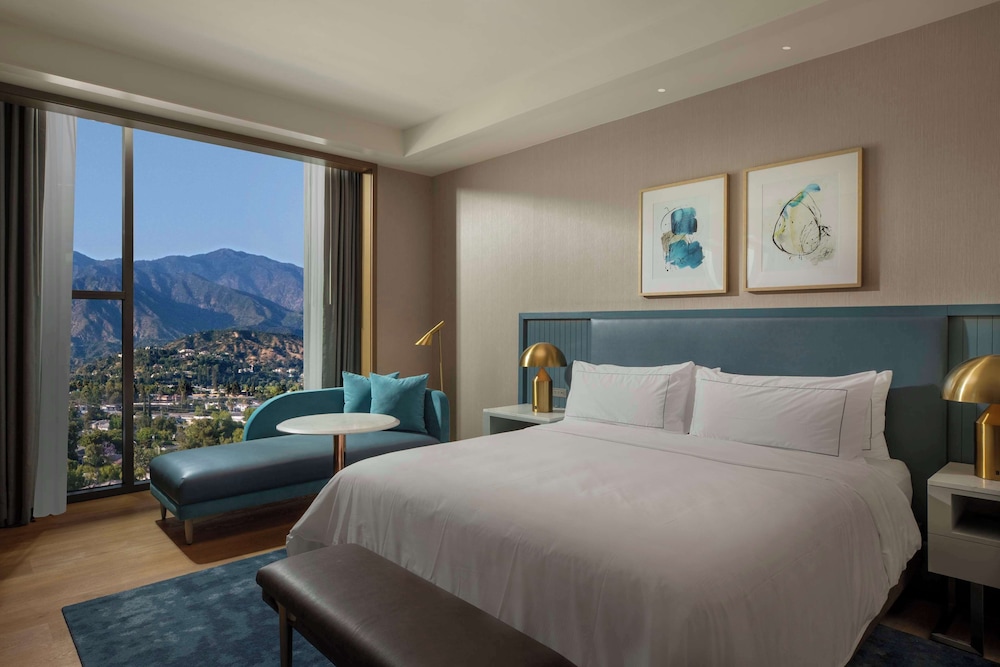 Suite, 1 Bedroom, Accessible, Bathtub