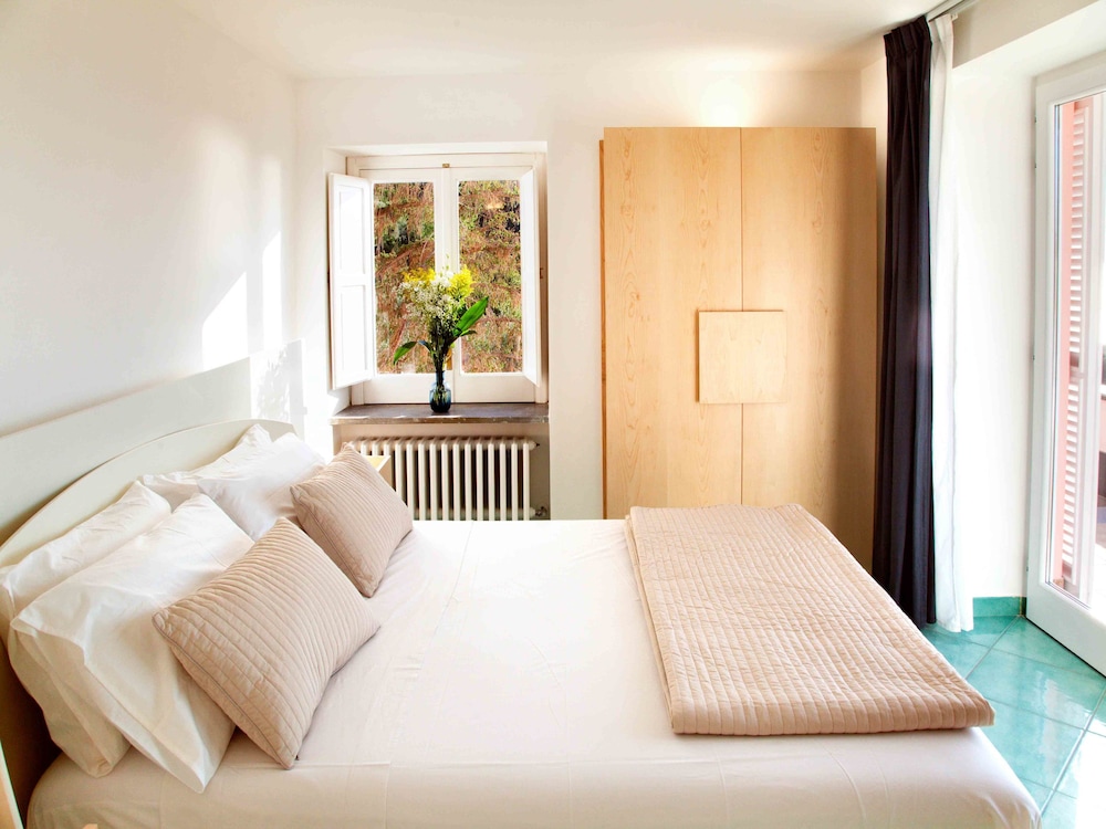 Suite, 2 Bedrooms, Sea View photo 3