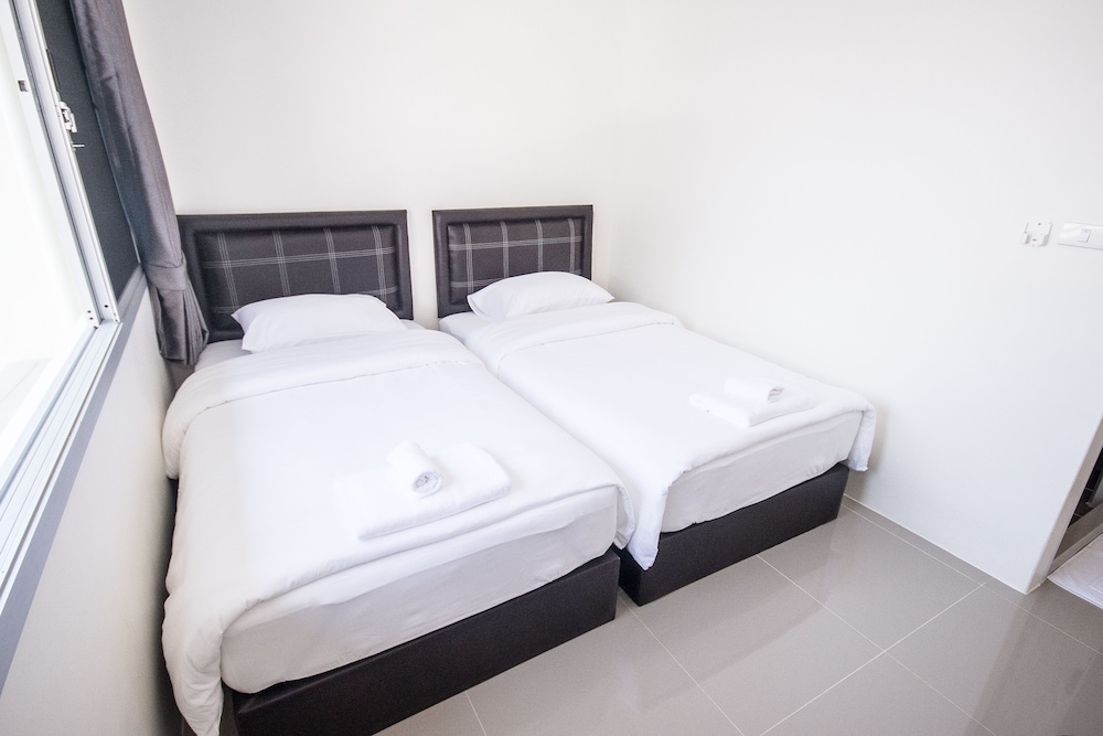 Standard Twin Room photo 2