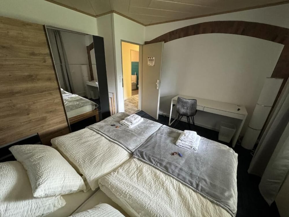 Standard Room, Non Smoking photo 3