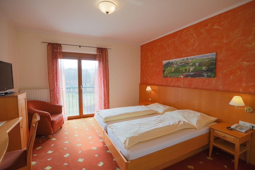 Comfort Double or Twin Room photo 1