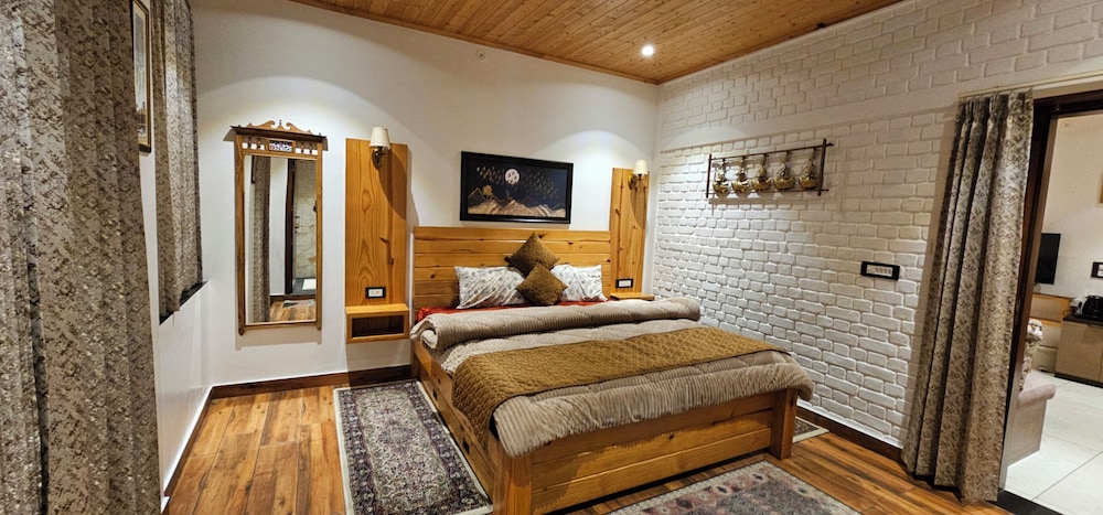 Oak Royal Suite (2BHK) - Photo 6