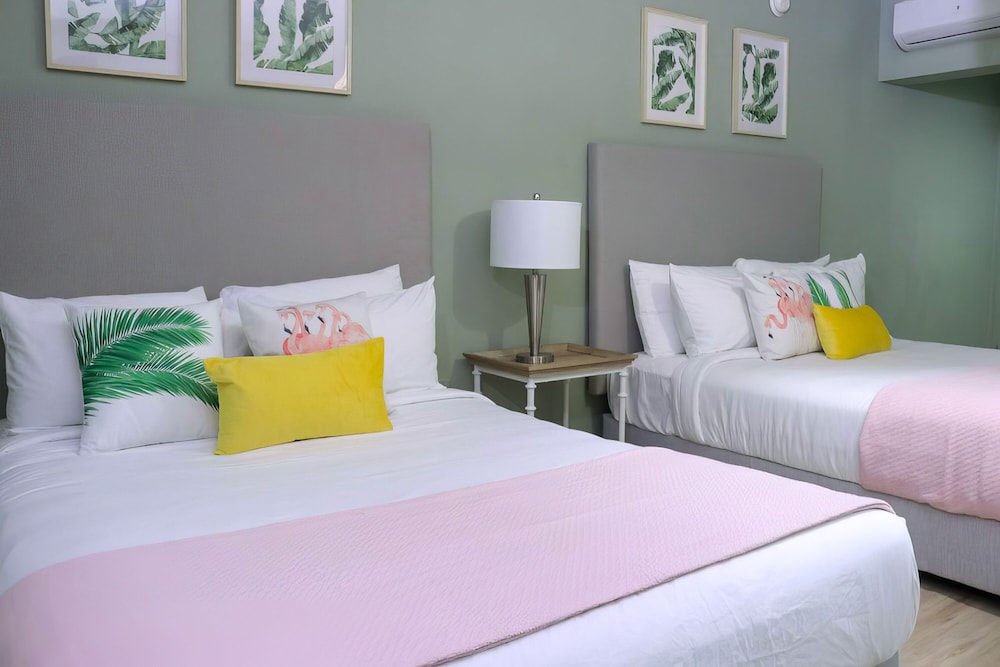 Superior Double Room, 2 Queen Beds