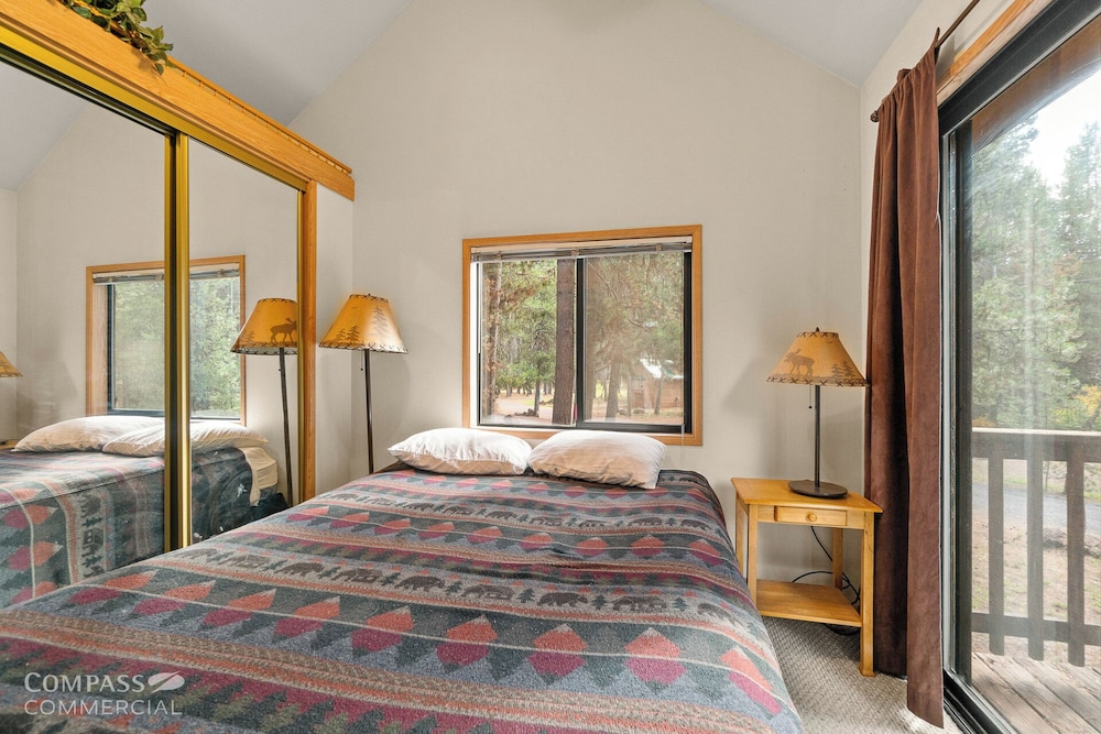 Standard Cabin (Cascade/Pet Friendly) photo 1