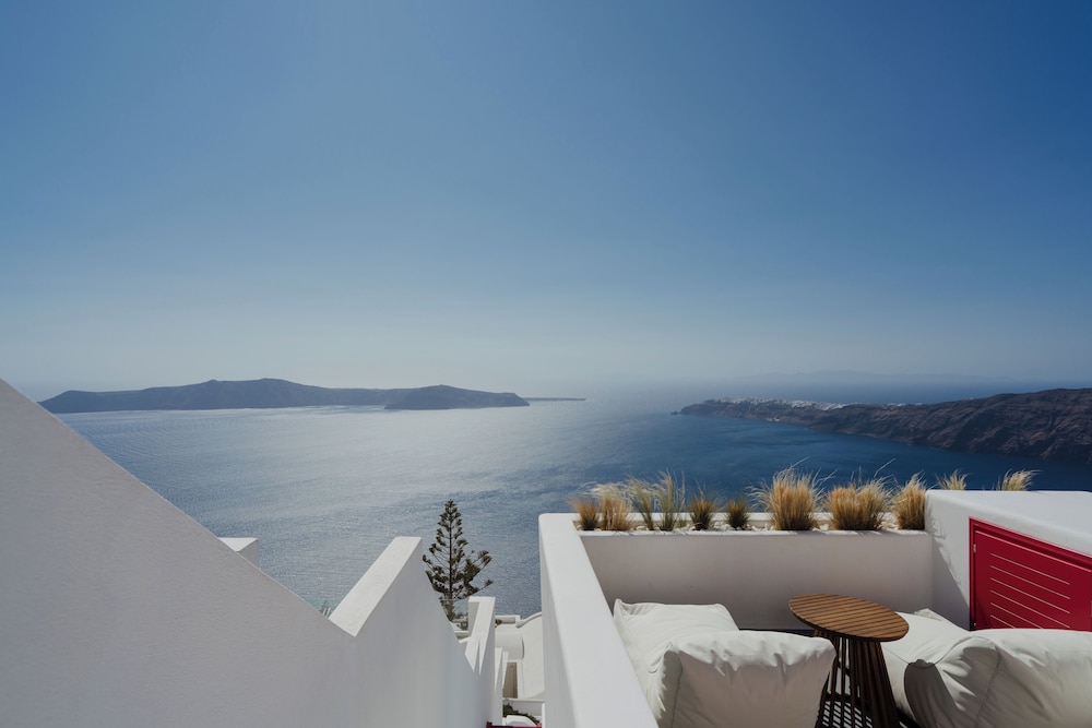 Deluxe Double Room, Sea View - Photo 8
