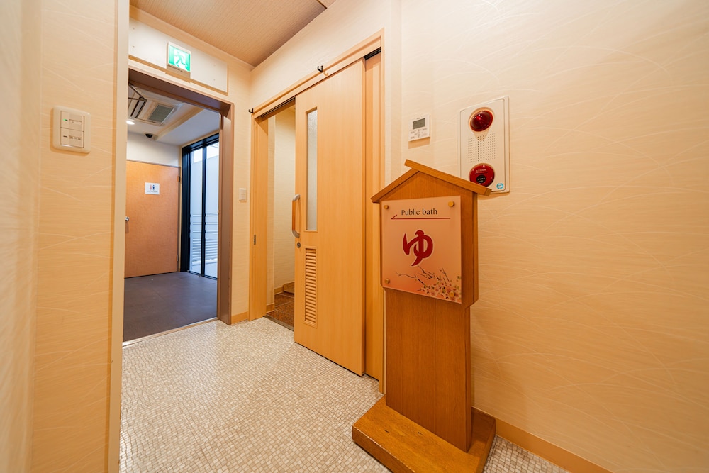 Basic Shared Dormitory, Women only, Non Smoking, Shared Bathroom (Unable to check-in after 10pm) photo 3
