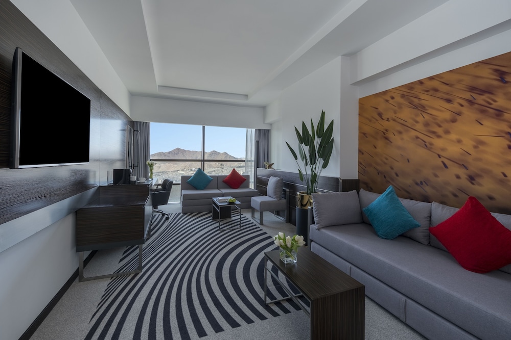 Executive Room, 1 King Bed - Photo 6