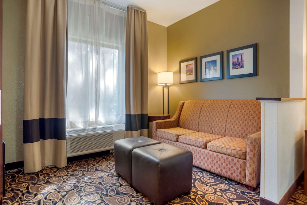 Suite, Non Smoking - Photo 10